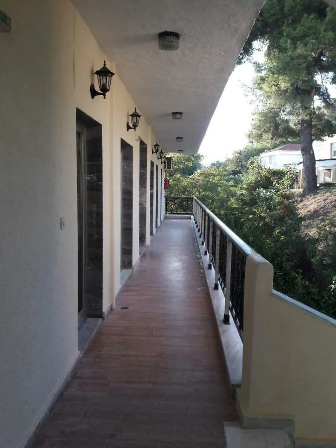 Votsala Apartments 몰라 칼리바